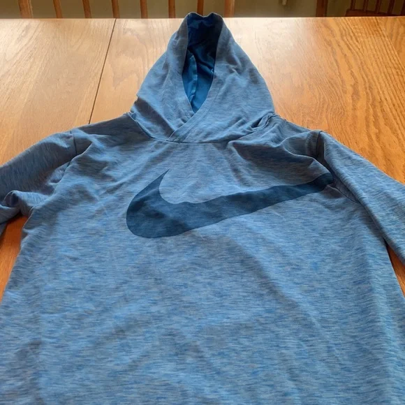 Nike long sleeve hoodie - Picture 2 of 7